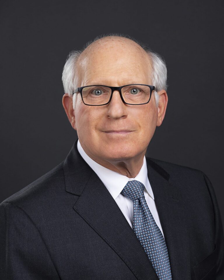 Headshot of Steve Roosth